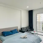 Rivergate Apartment Central